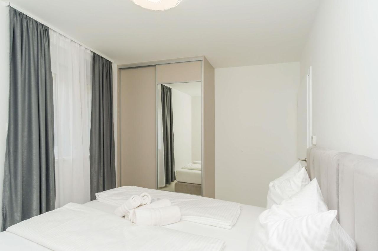 Apartmani Simi - The Sun Crikvenica Luaran gambar