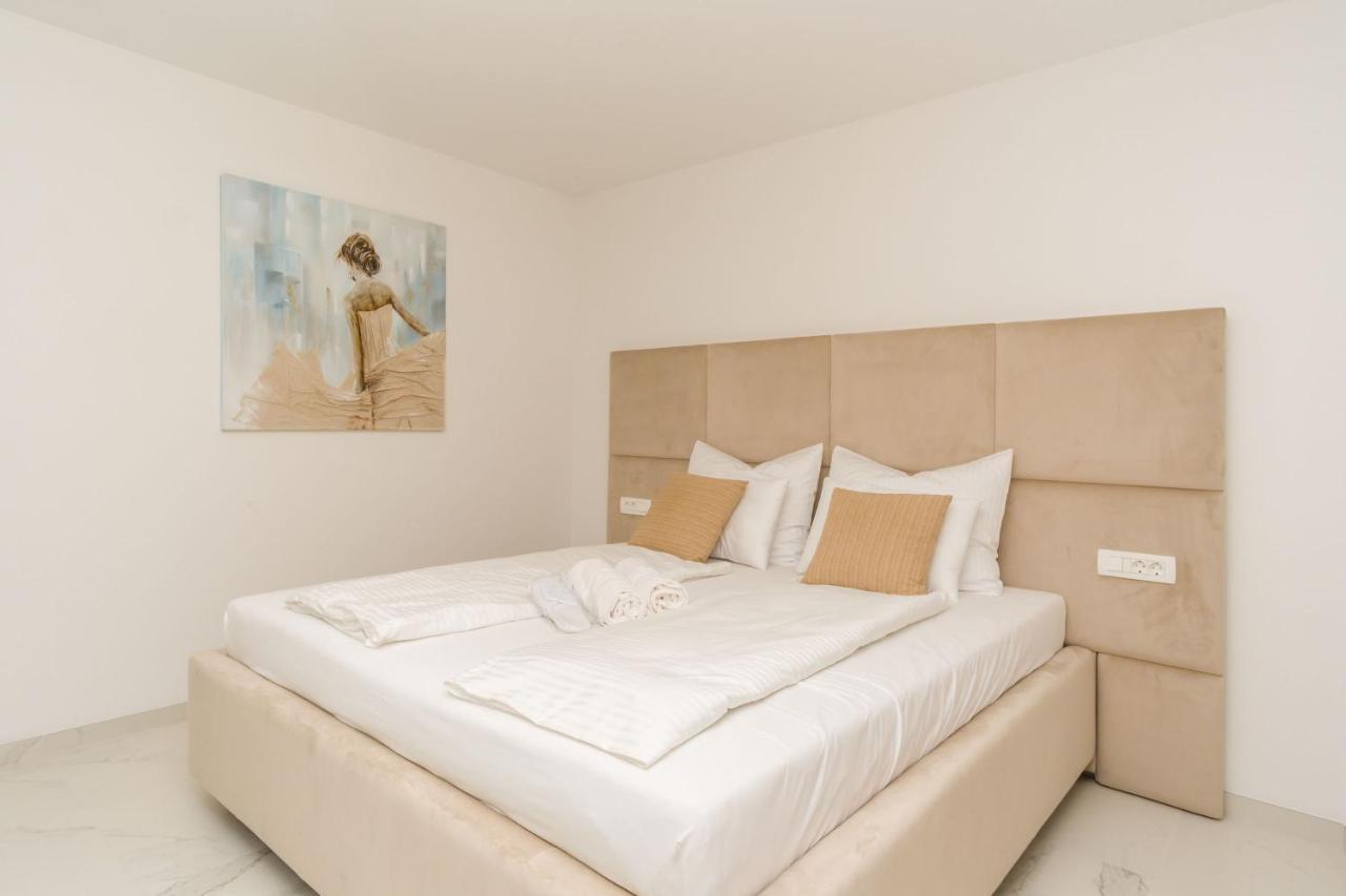 Apartmani Simi - The Sun Crikvenica Luaran gambar