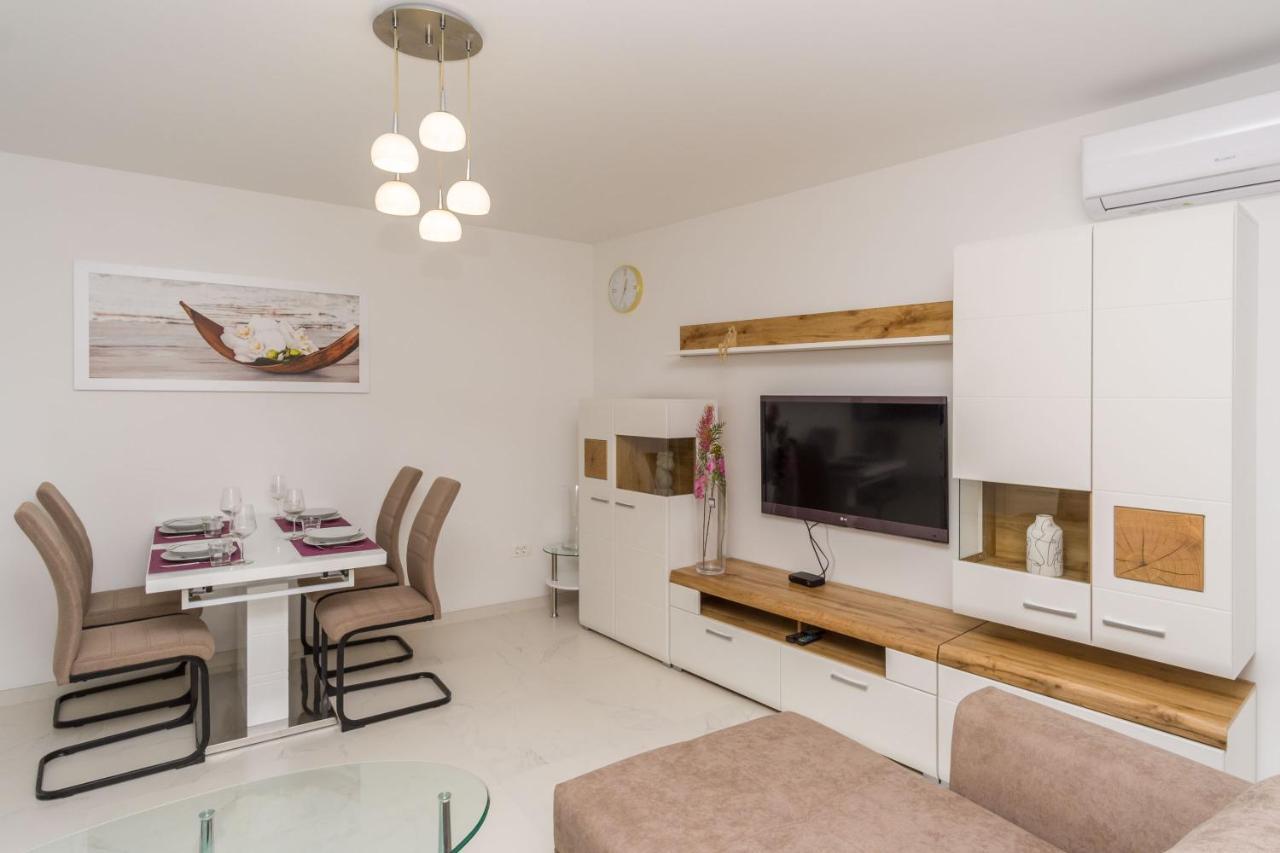 Apartmani Simi - The Sun Crikvenica Luaran gambar
