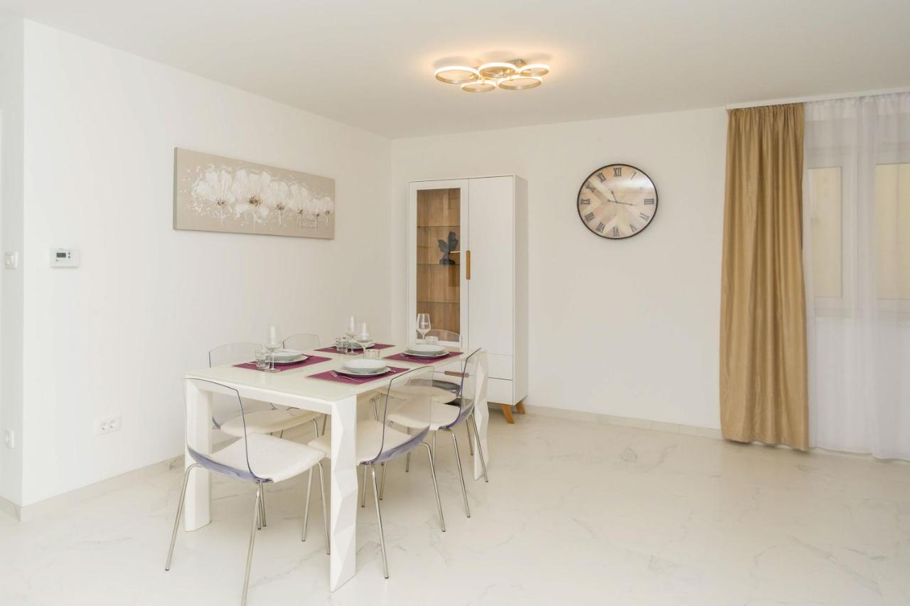 Apartmani Simi - The Sun Crikvenica Luaran gambar