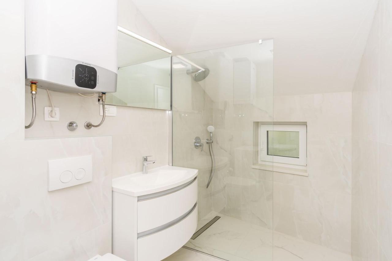 Apartmani Simi - The Sun Crikvenica Luaran gambar