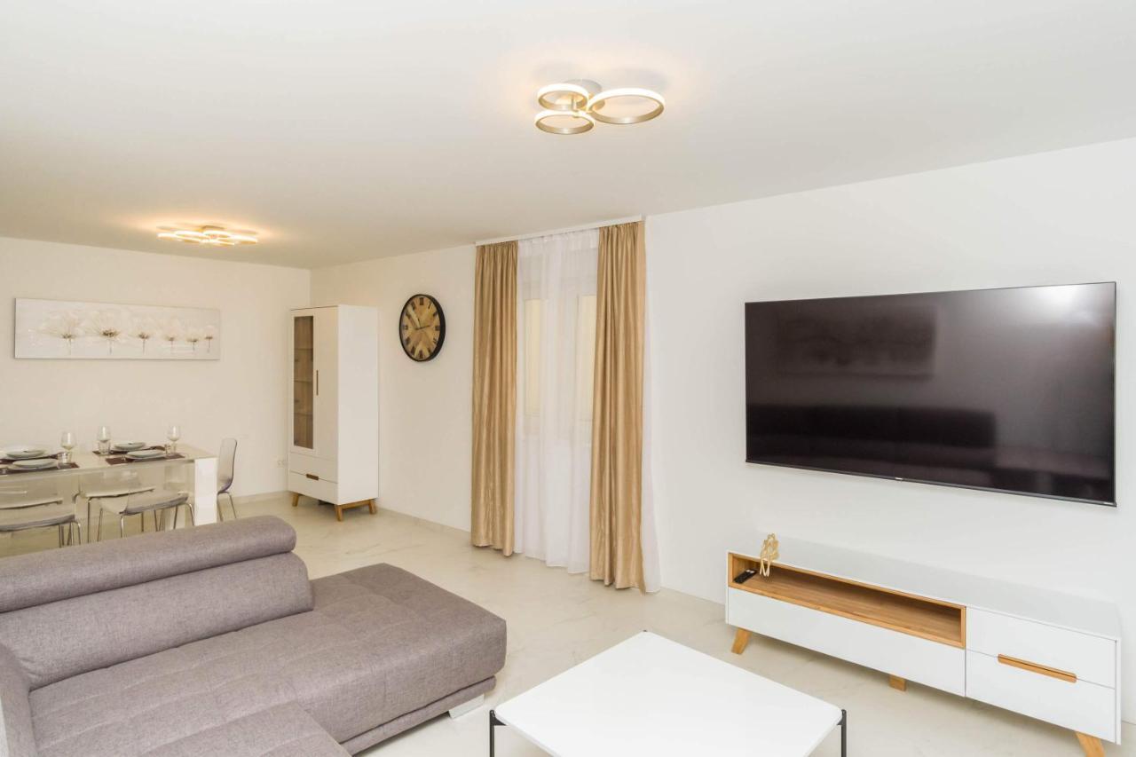 Apartmani Simi - The Sun Crikvenica Luaran gambar