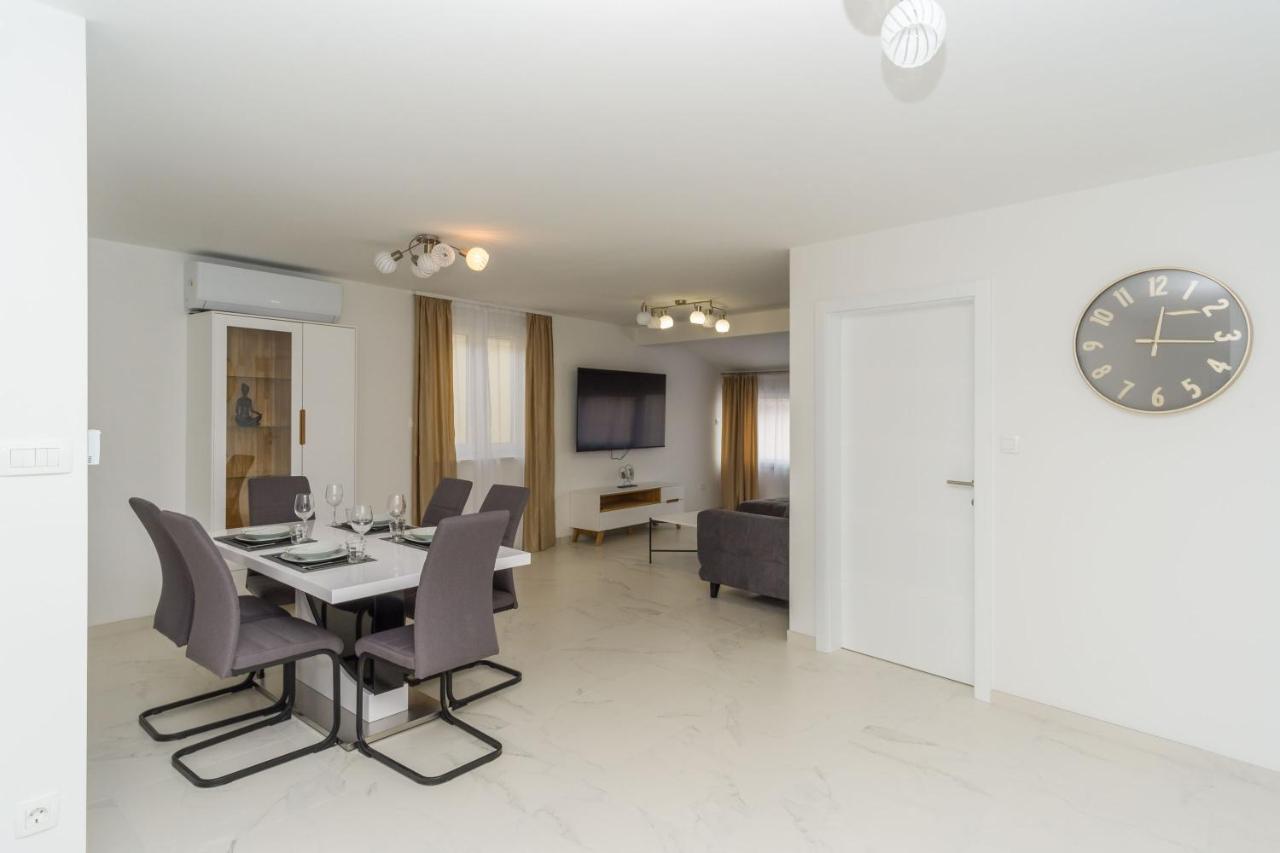Apartmani Simi - The Sun Crikvenica Luaran gambar